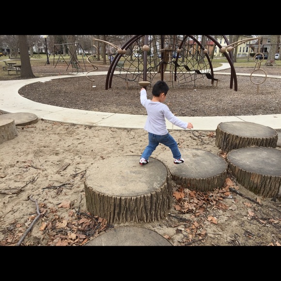 Meet your Posher, Kathy, The Ruffled Robin - Picture 8 of 11